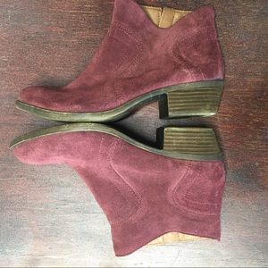 Lucky Brand suede maroon booties